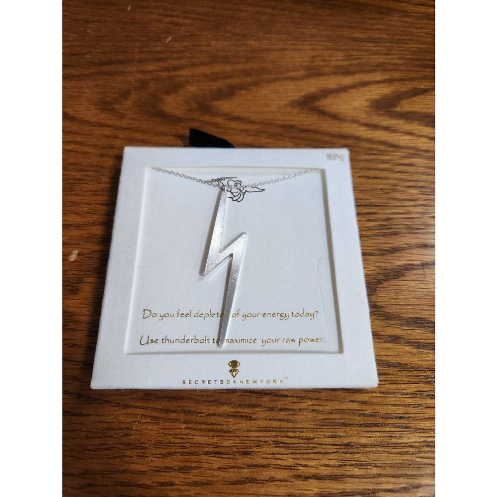 SecretBox New York Thunder Bolt Necklace